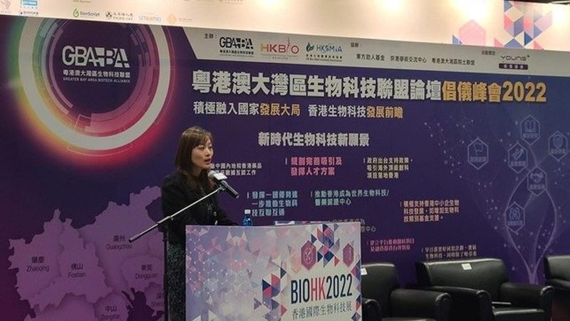 根据不同的需求，抗原检测和PCR检测适用于不同的场景：